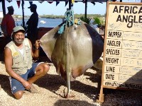 Angler Ivan Wellington and 120lb Stingray